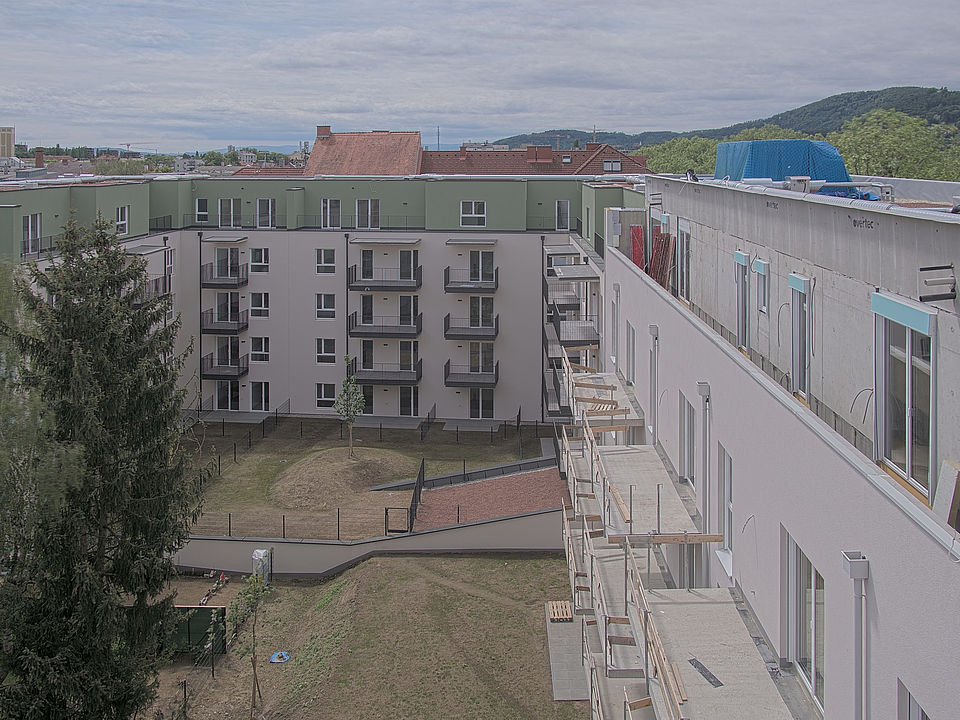 Livebild Baukamera 1 - Webcam 'Gesamtansicht nach Süden' - Baustelle Neubau Wohnanlage Janzgasse 20, 8020 Graz-Eggenberg (ca. 5 Minuteninterval)